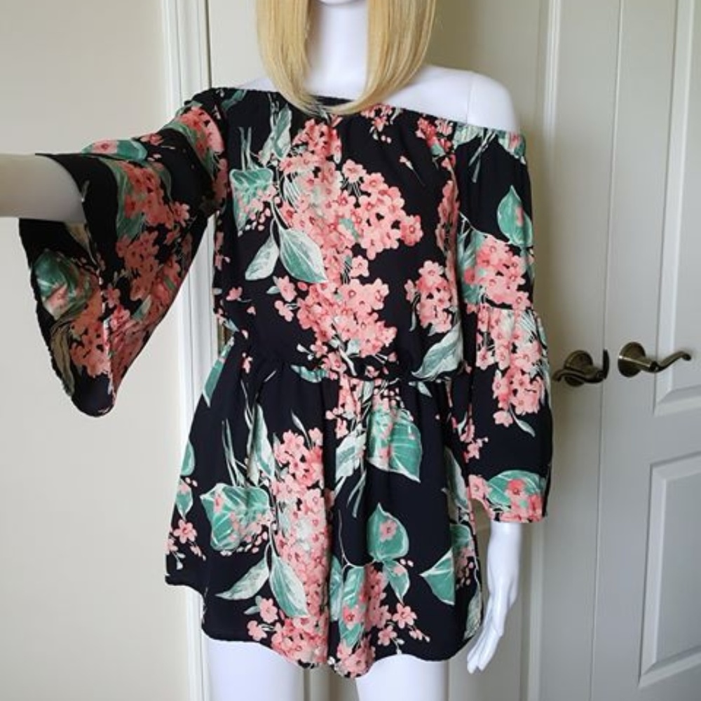 Floral Romper with flare sleeves